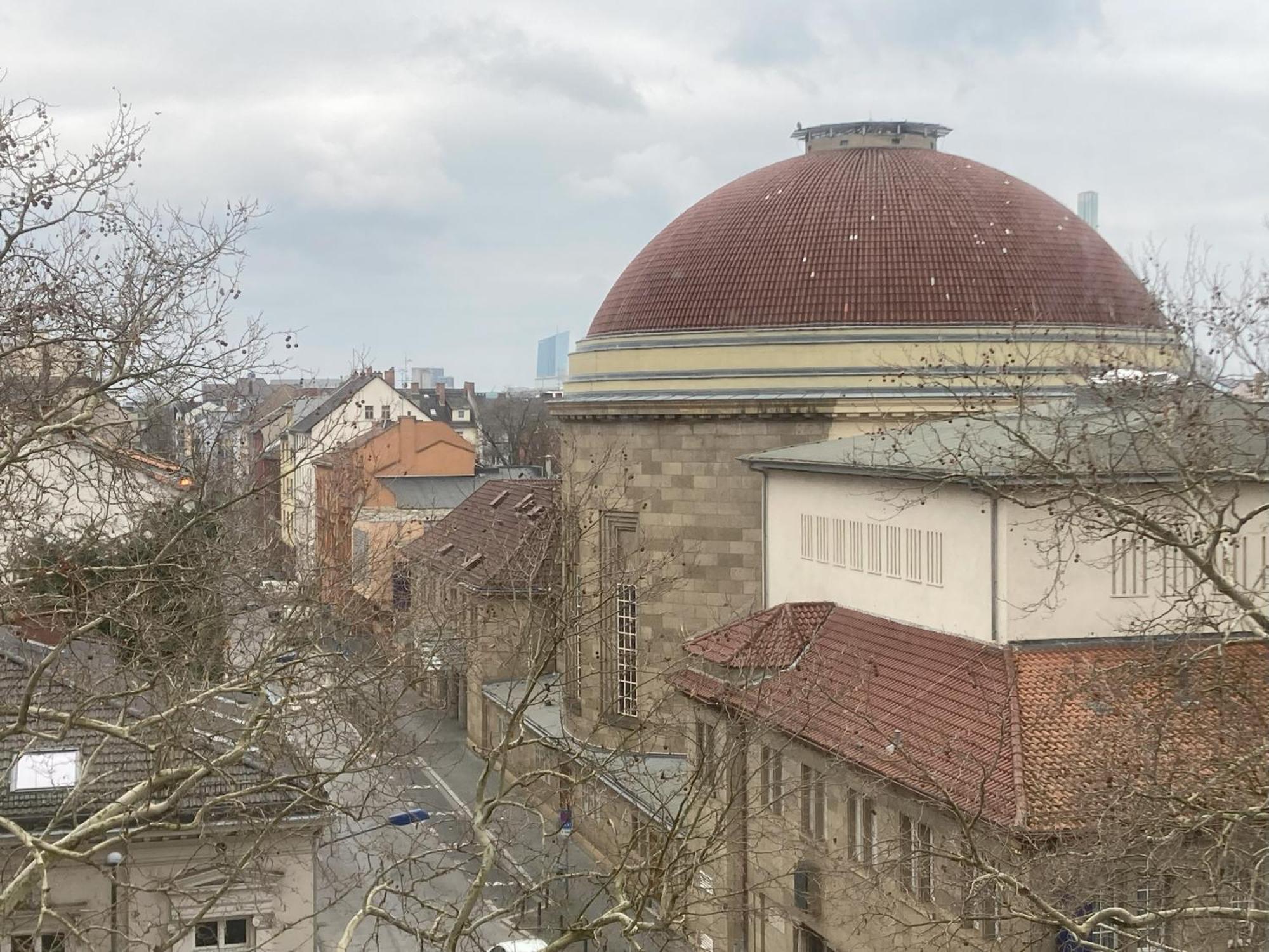 Ueber Den Daechern Von Offenbach Exterior photo